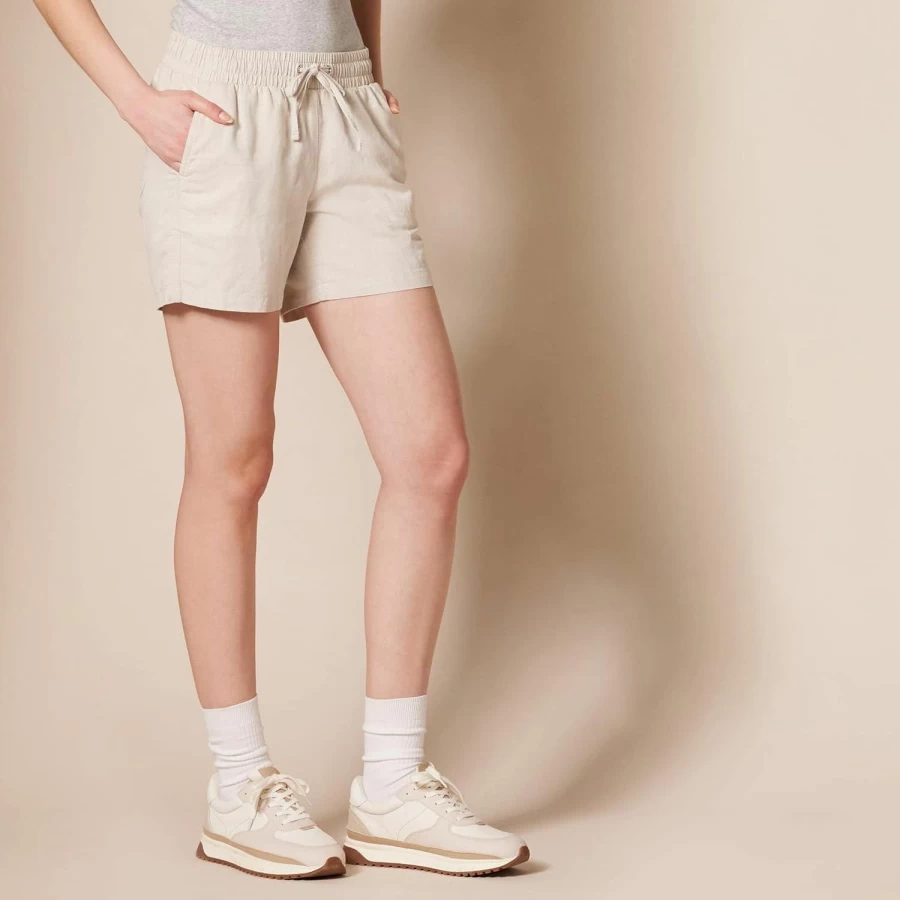 Amazon Essentials Women's Plus Size Linen Blend 5" Inseam Drawstring Shorts | Comfortable Casual Summer Shorts